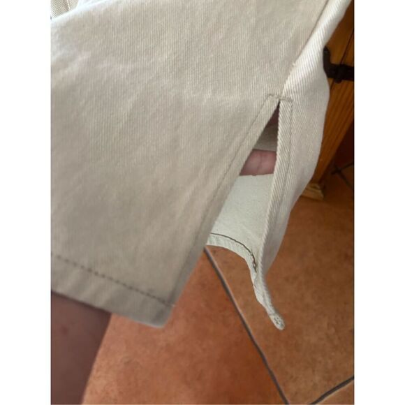 NWT Prettylittlethings Split Hem Khaki Jeans - Picture 2 of 4